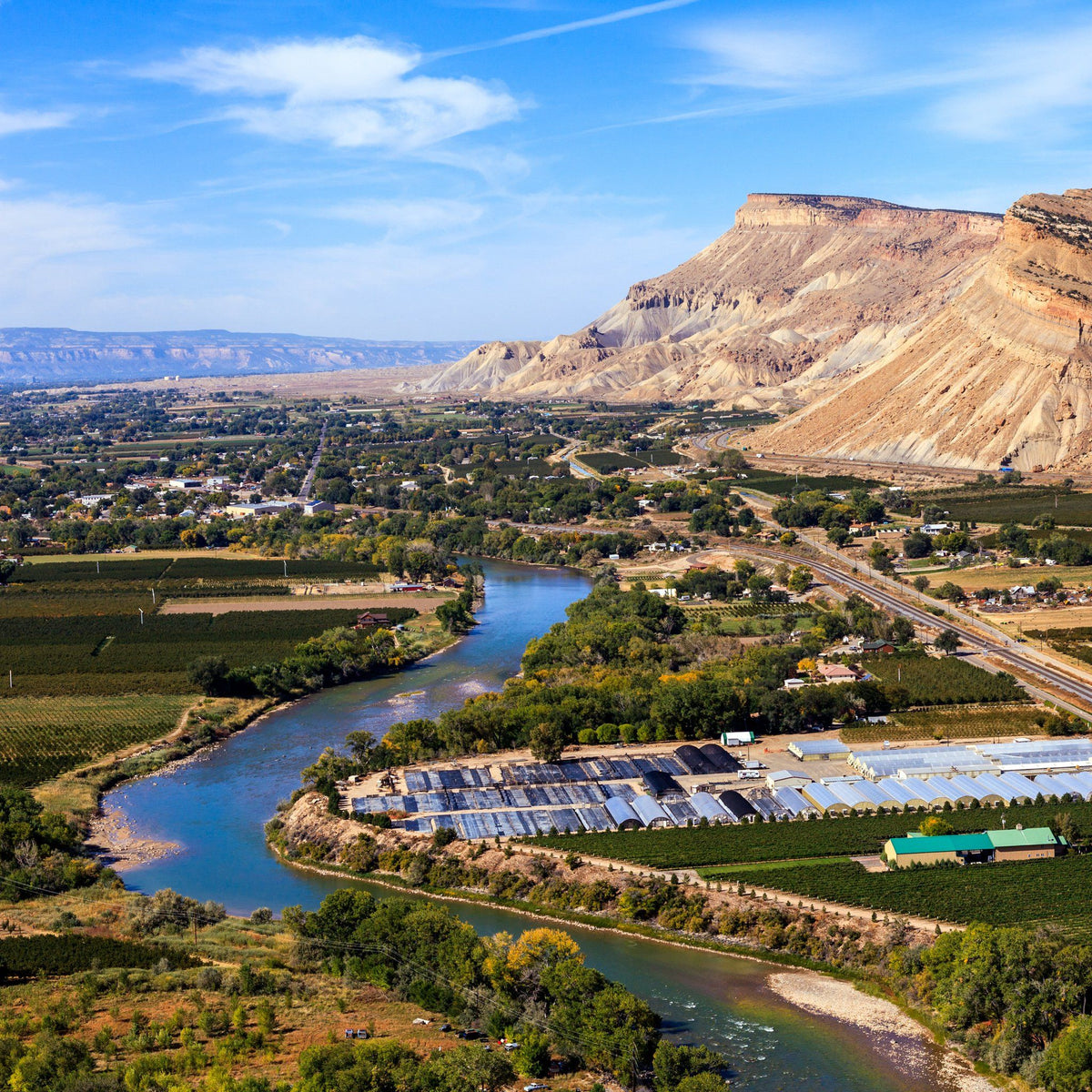 How to Get to Palisade, Colorado: Your Road Trip to Wine Country Starts Here!